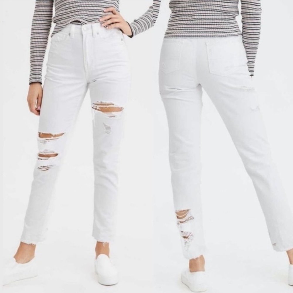 New American Eagle High Rise Ripped Mom Jeans 24